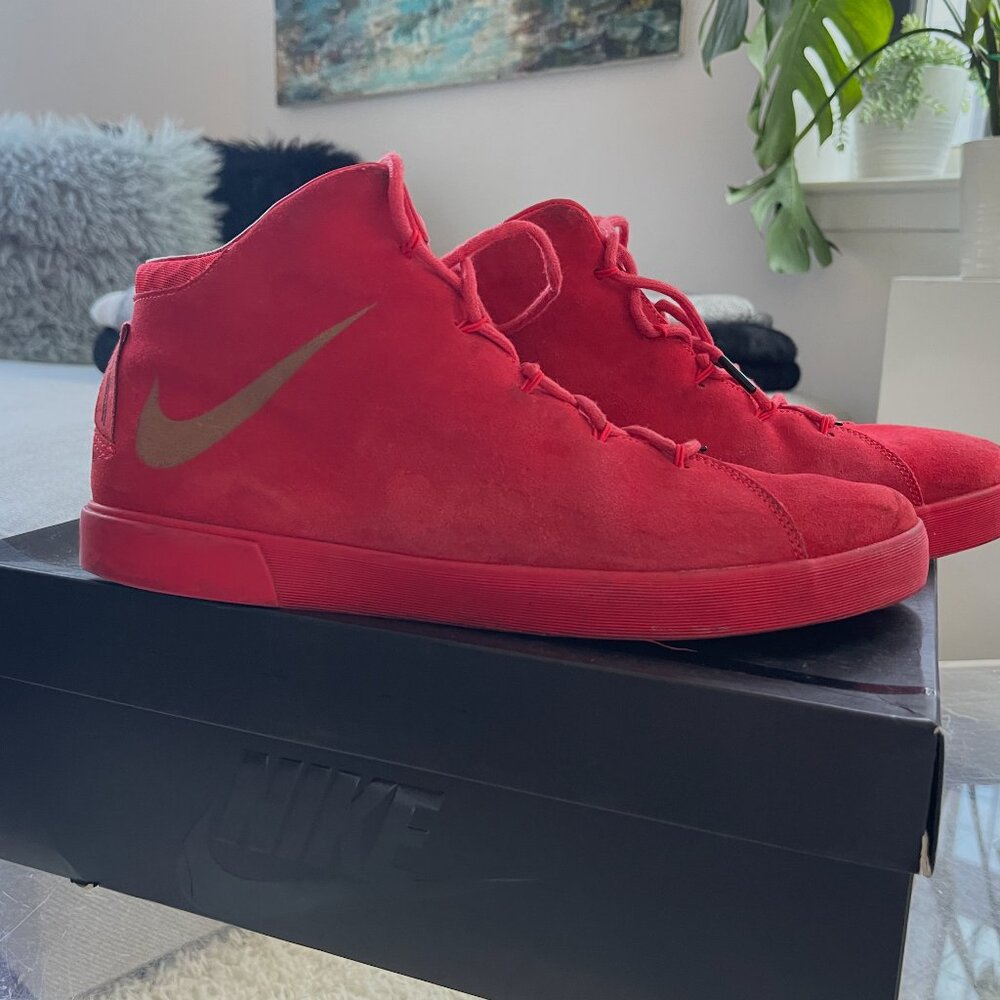 Nike Lebron XII NSW Lifestyle QS (Red) - Size 13 $